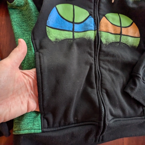 Boys Large Nickelodeon TMNT x Carmelo Anthony Hoodie, Black and Green - Picture 5 of 7